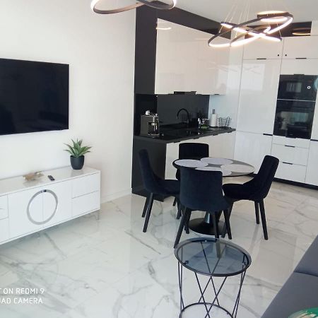 Apartament Z Widokiem Na Morze W Kompleksie Hevenia Rewal Exterior foto